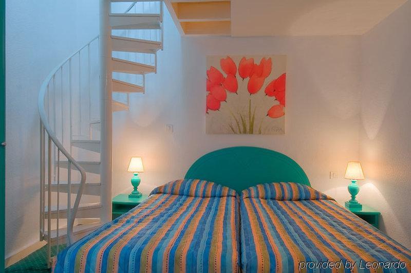 Croix De Malte Hotel Paris Phòng bức ảnh